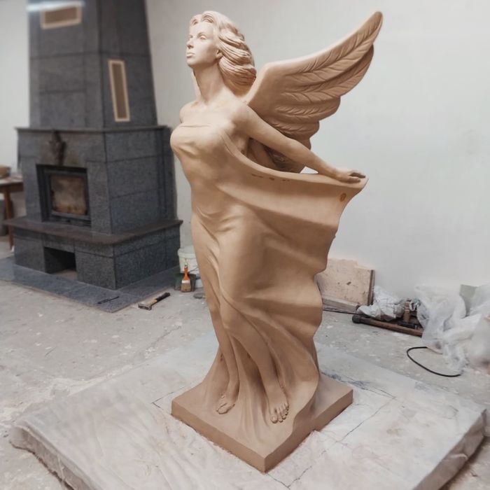 Пам'ятники, монументи, статуї індивідуальної роботи. Роботи з каменем.