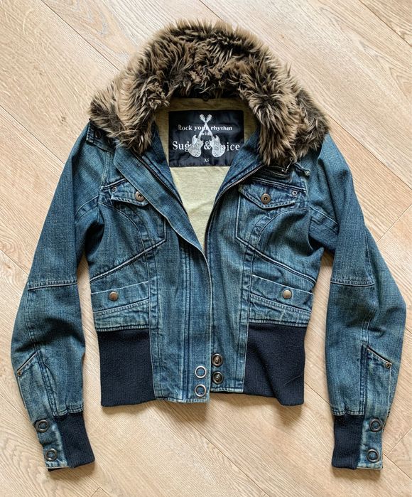 Джинсова куртка (хутро знімається), розмір XS