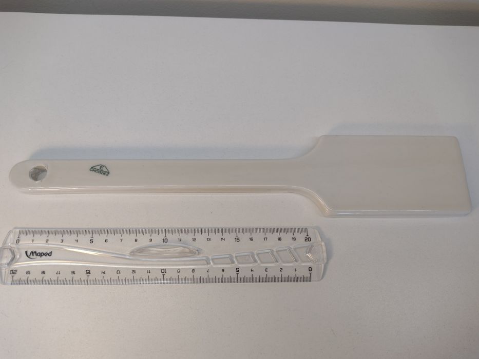 Duża ceramiczna łopatka laboratoryjna - Chodzież