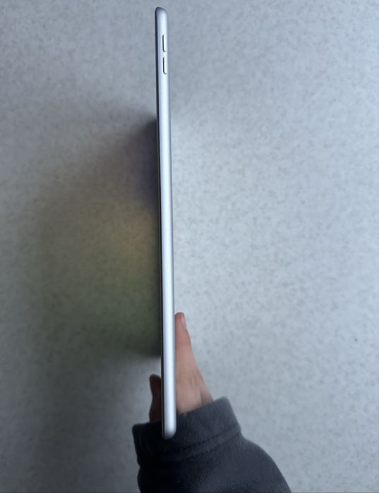 Айпад 8-го покоління 32 гб