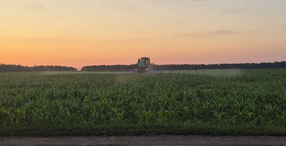 Послуги самохідного оприскувача