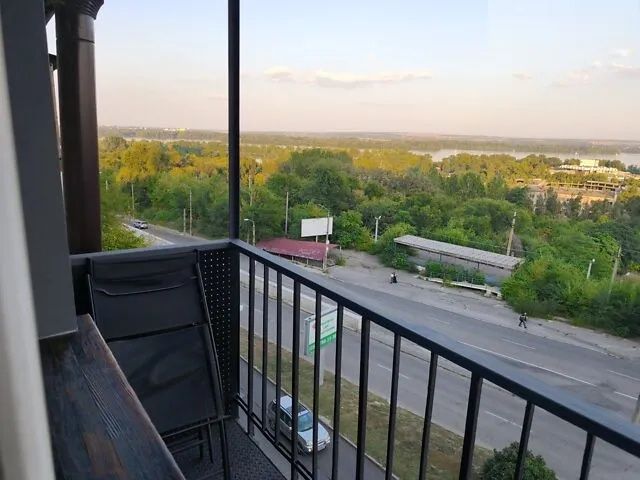 Продаж 2-к пр. Д. Яворницького, 2а