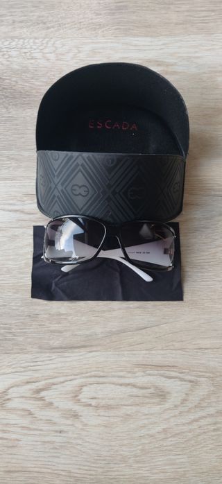 Okulary przeciwsłoneczne Escada