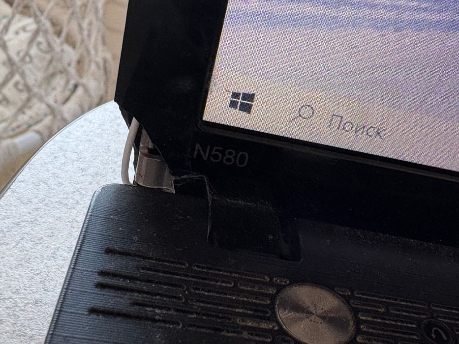 Ноутбук Lenovo n580