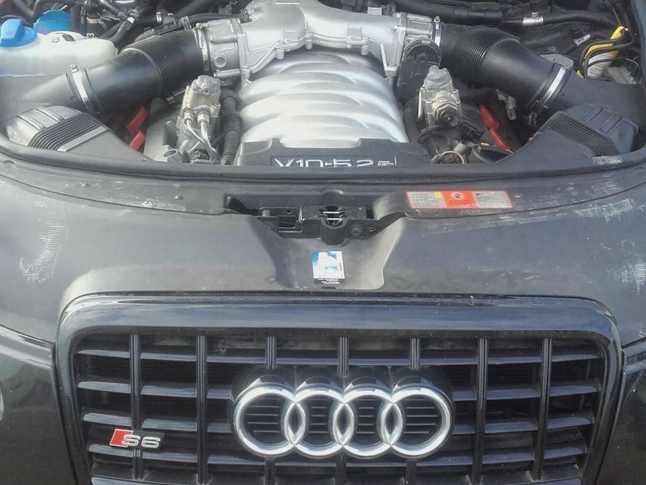 Silnik na częsci 5.2  V10  BXA  AUDI A6 C6 S6