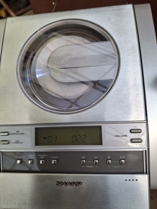 Мини центр Sharp (cd,fm,aux)