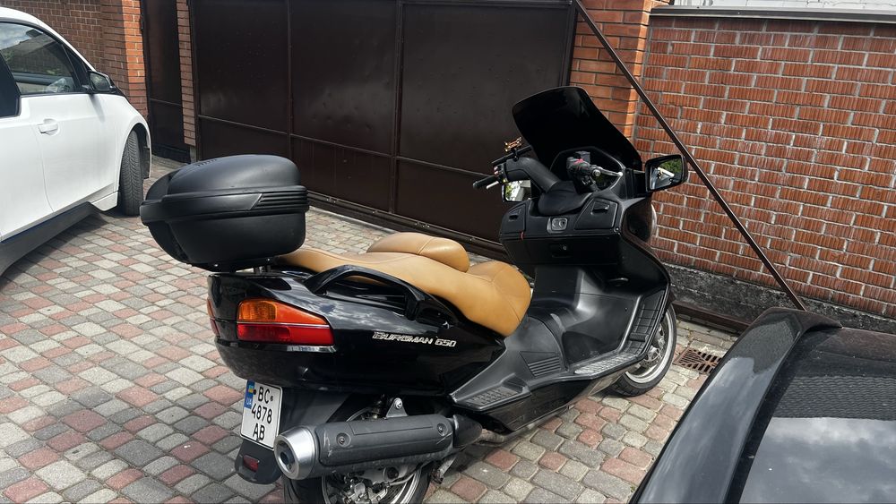 Suzuki Burgman 650 2004p.