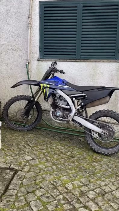 Yzf 250 injecão