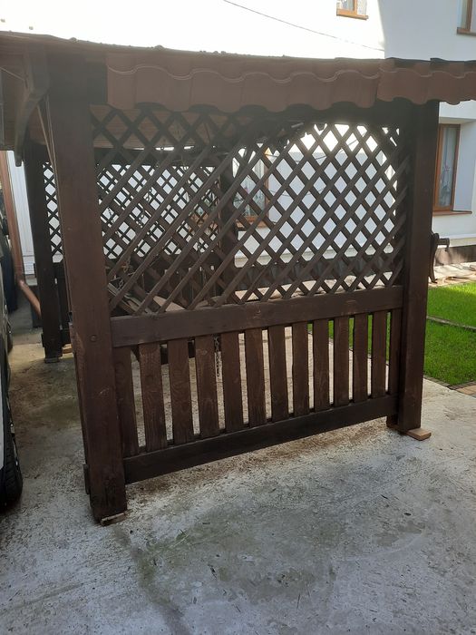 Продам беседку,б/у,розмір 3м*3м(по криші)
