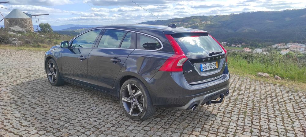 Volvo V60 2014 Plug-in