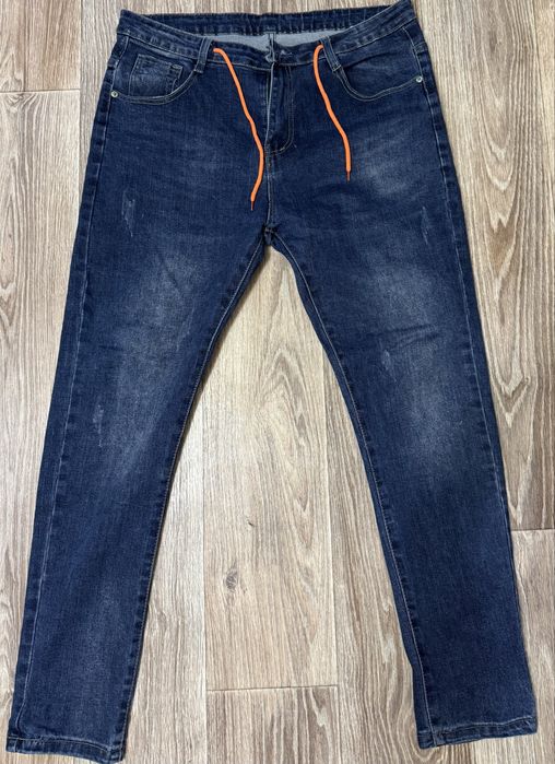 Чоловічі  джинси