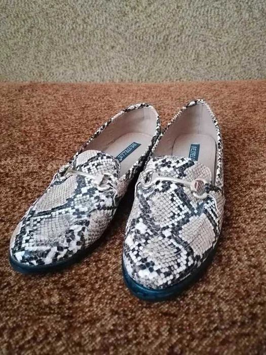 Buty imitacja skóry węża, Nowe, rozmiar 37