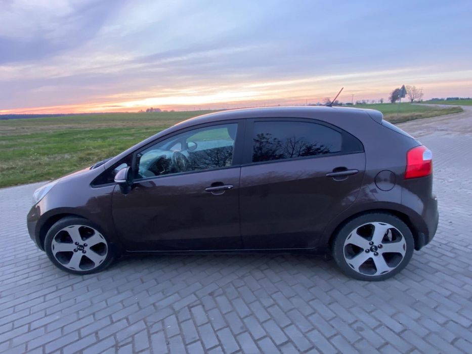 KiaRio 1.4CRDi-90km-AluParktronicOpony zima/lato