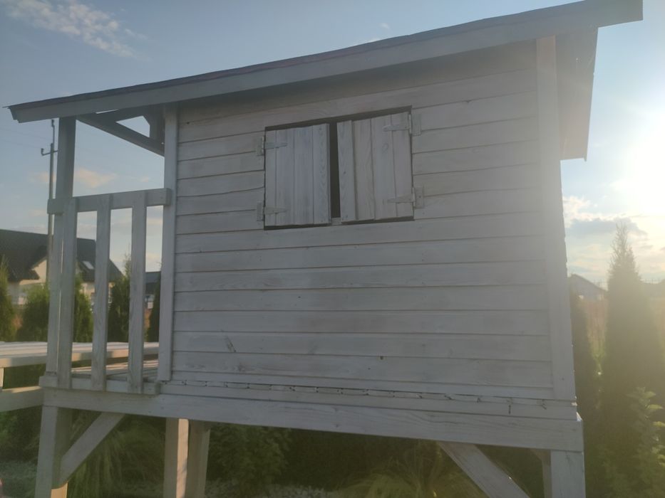 Domek drewniany dla dzieci