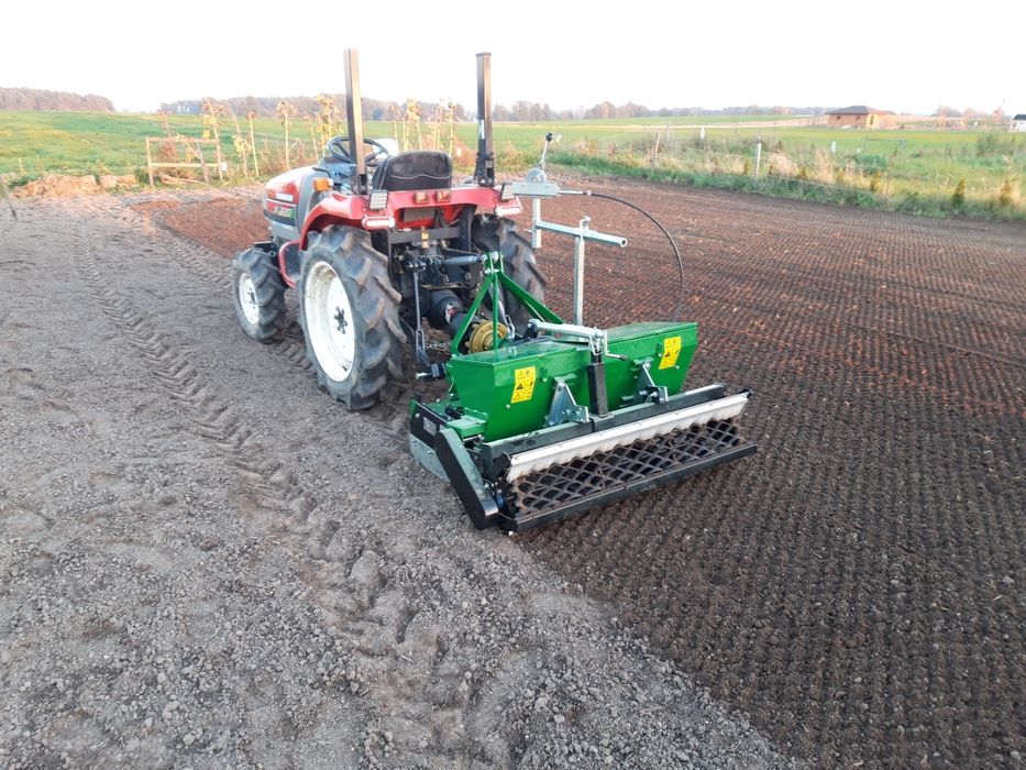 Usługi glebogryzarką separacyjną, broną aktywną, niwelacja terenu.