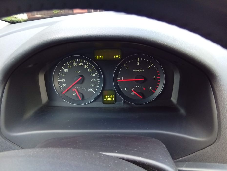 Volvo S40 2.0 diesel.