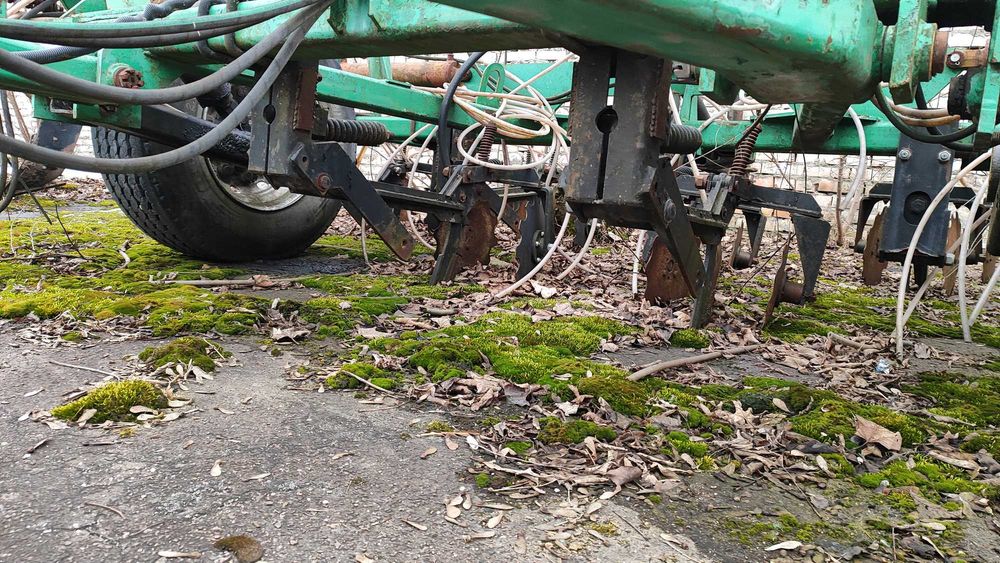 Агрегат для внесеня безводного аміаку Нітромайстер 9-45