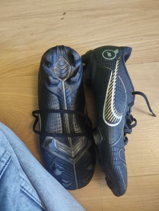 Продам, копки хлопчачі.