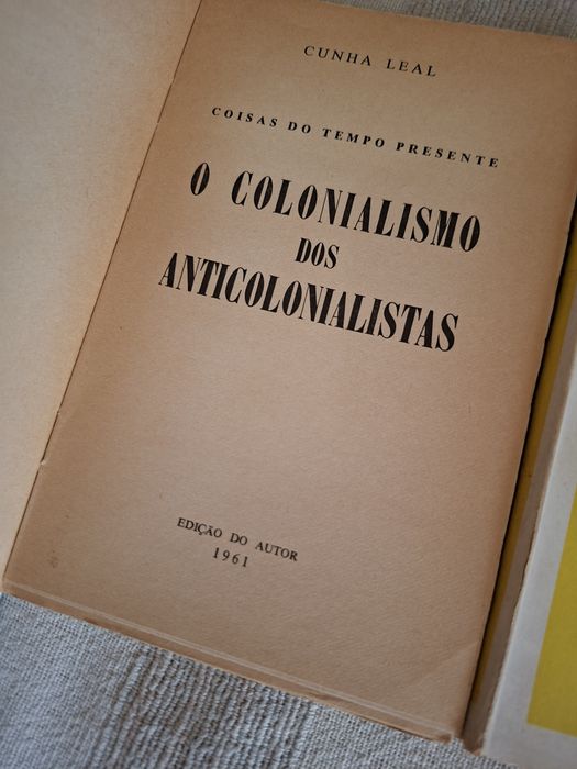 Dois livros de Cunha Leal. Ultramar Colonialismo