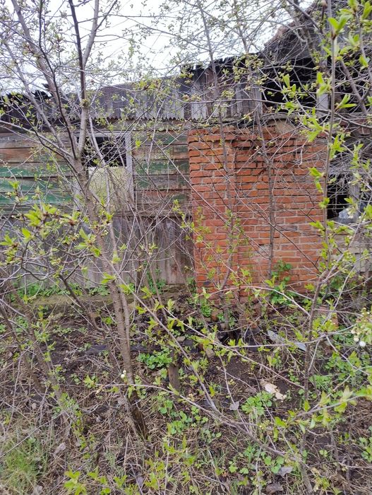 продам участок под застройку м.Південне  под  застройку дома или дачии