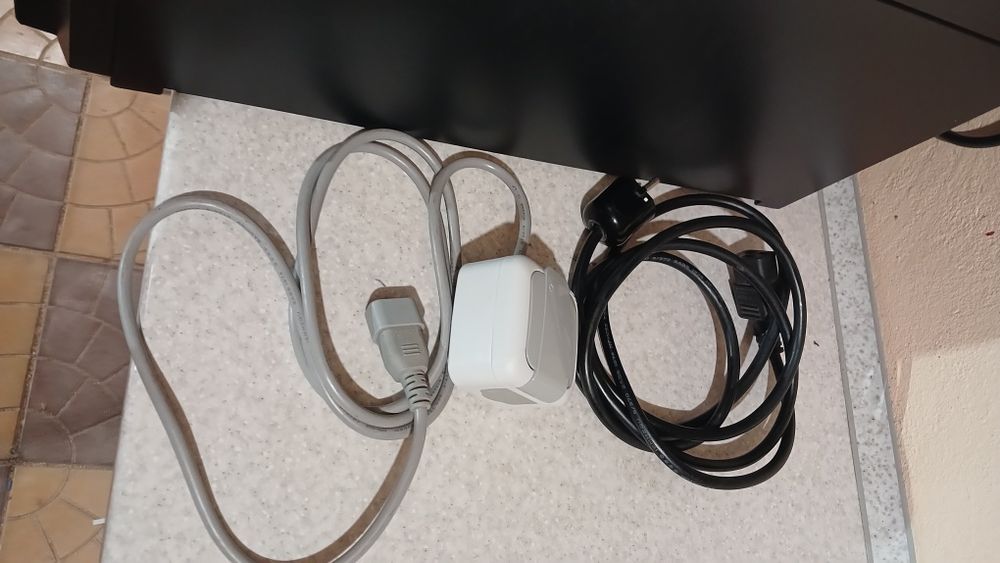 ДБЖ Smart-UPS 2200VA з АКБ