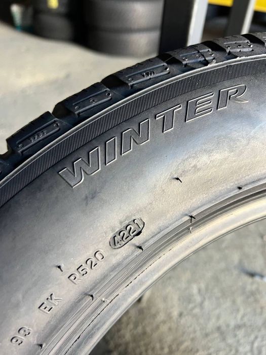 Шини 235/55 r17 103V Pirelli Sottozero3 2021р (102)