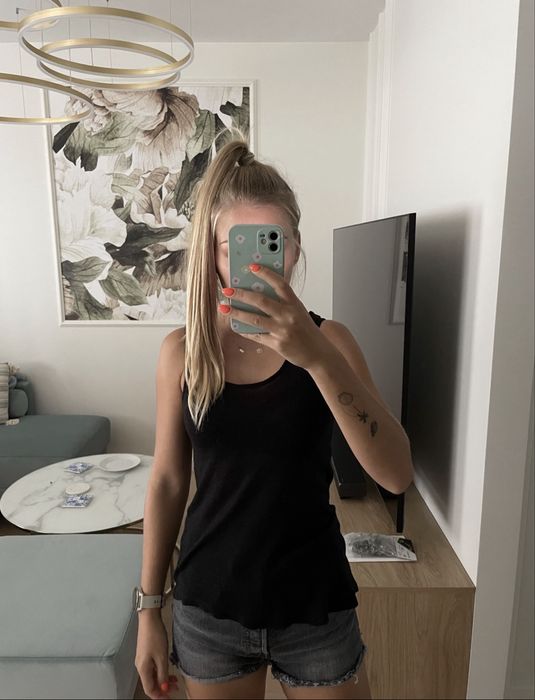 Czarna, sweterkowa bluzka, top Mango XS