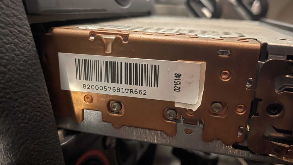 Auto Rádio original, modelo Tuner List — Avariado (para peças)