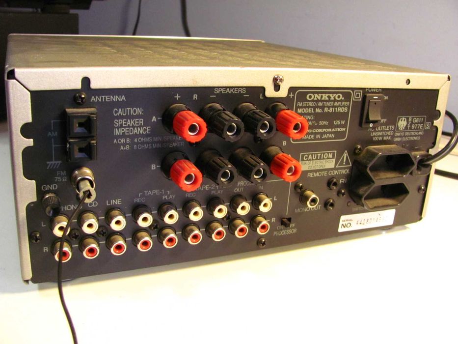 Mini wieża - amplituner stereo Onkyo R-811 RDS CD deck Phono audio in
