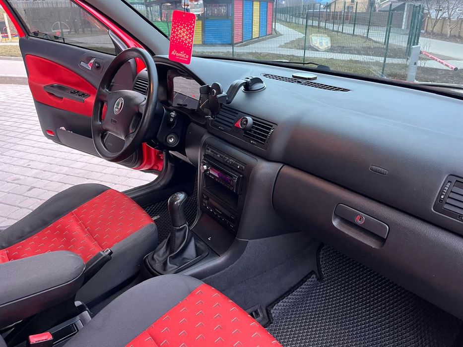 Шкода Октавія тур