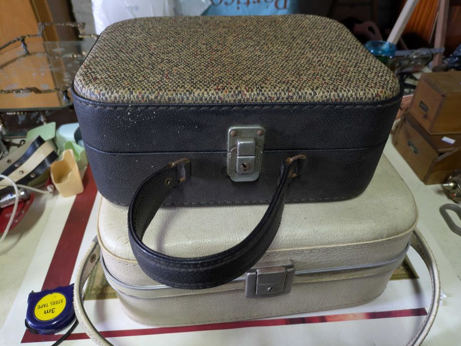 Várias malas vintage