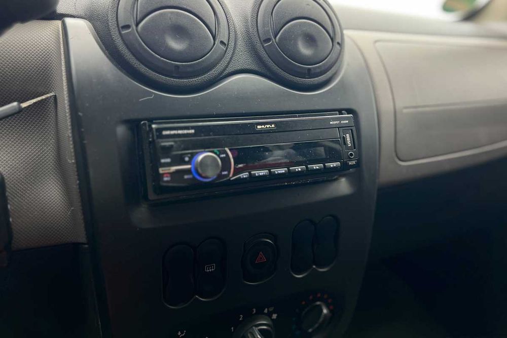 Dacia Sandero 2009