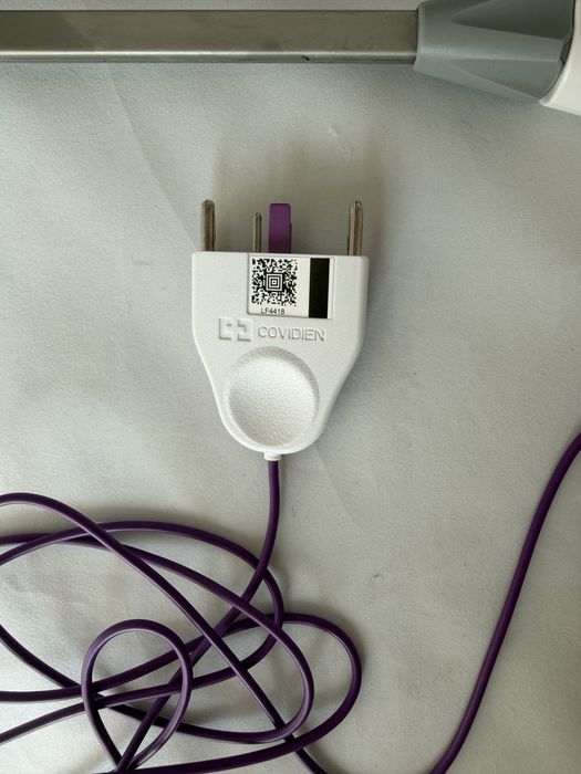 Covidien LigaSure Impact (модель LF4418).Лігашу