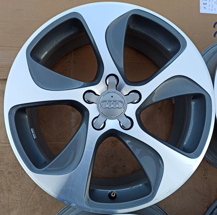 Felgi Oryginał Audi A3 A4 A6 A8 7,5x18 ET51 5x112 8V0