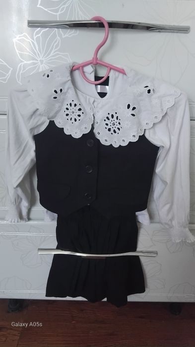 Продам дуже красиву форму на дівчинку!!