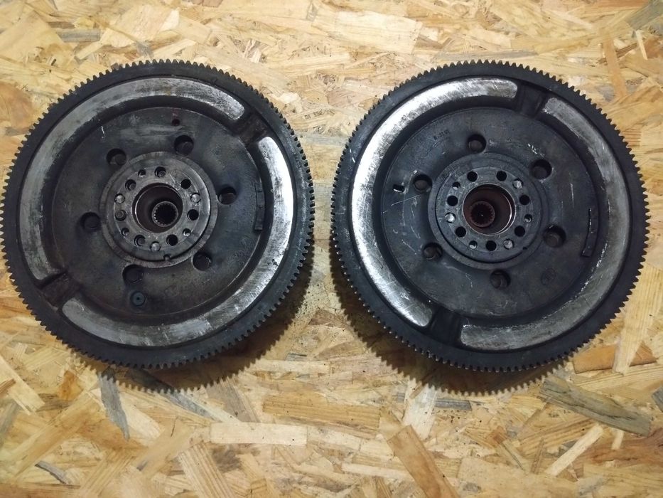 Демпфер маховик щеплення Trafic Vivaro V40 Master Movano 1.9 DCI