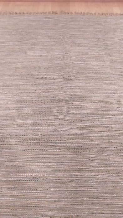Carpete, tapete de tecelagem artesanal