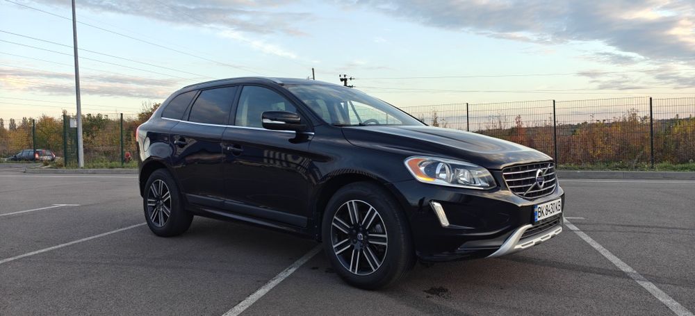 Продам Volvo xc60  т5