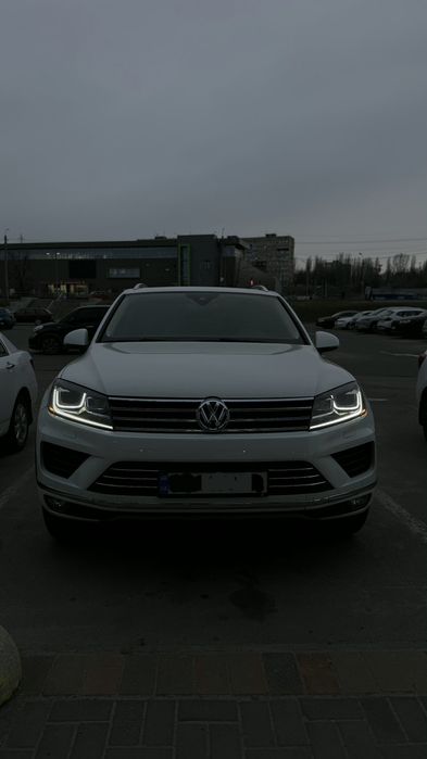Продам Touareg 2016