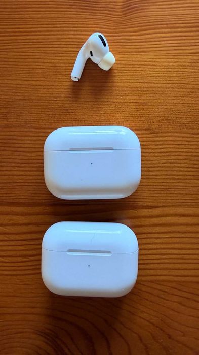 2x AirPods Pro 1ª geração – Um perfeito + um com defeito no fone direito