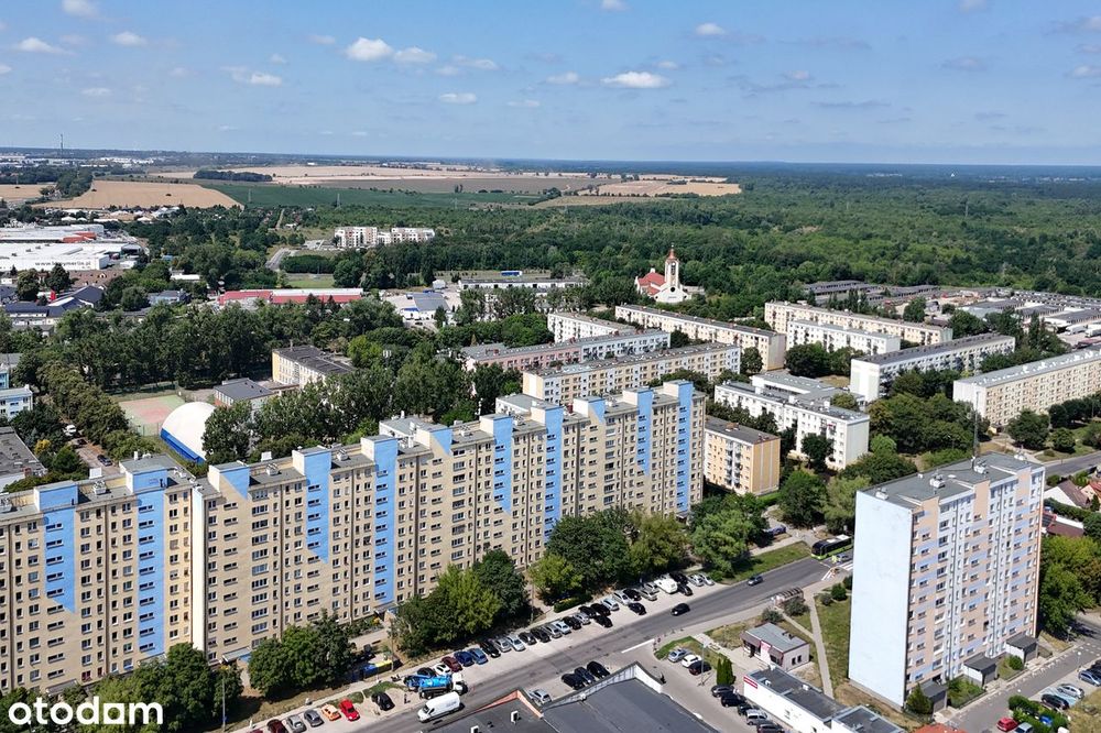 Trzy niezależne pokoje z balkonem i piwnicą