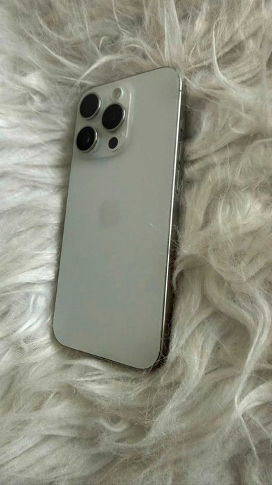 Iphone 15 Pro - 256GB