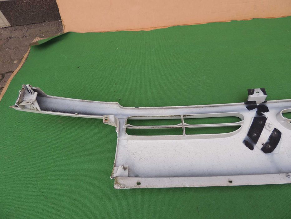 Atrapa grill Renault Master 2 II 98,99,00,01,02 BIAŁA BIAŁY