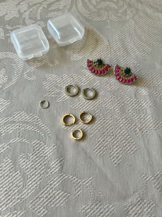 Brincos em Cobre e Parfois