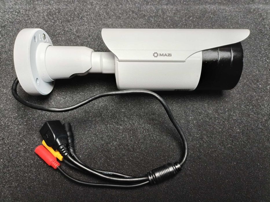 Câmara de vigilância IP exterior da marca Mazi (sensor Sony) com POE