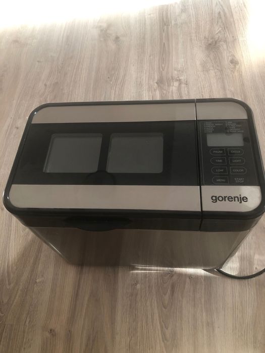 Wypiekacz pieczywa ciast oraz dżemów