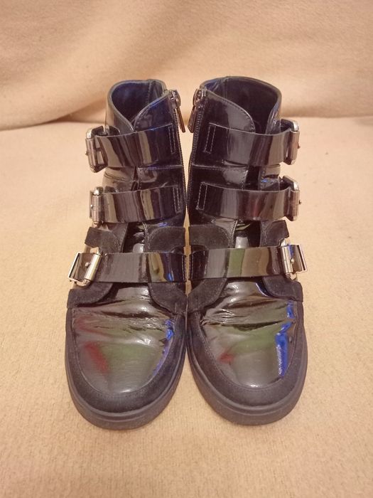 Buty botki firmy KAZAR roz. EU 38 jak nowe warto!!