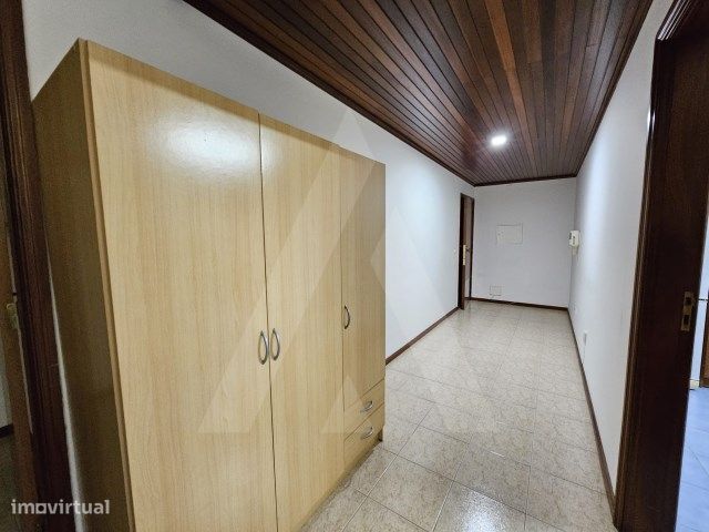 Apartamento T0 totalmente mobilado no centro de Aveiro