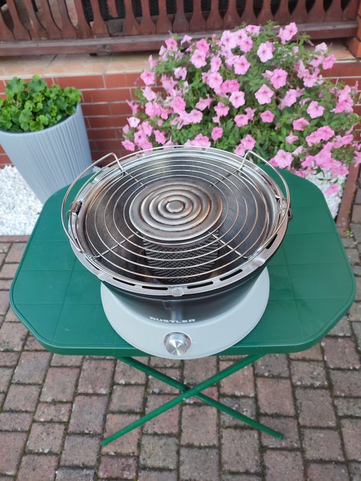 Grill bezdymny kempingowy na brykiet/węgiel