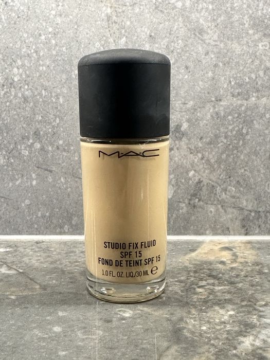 MAC Studio Fix Fluid NC12 30 ml – użyty tylko raz